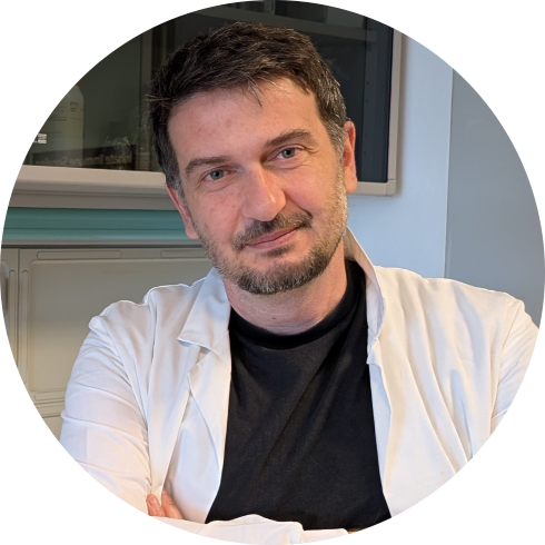 A photo of Giovani Nardo in a lab coat